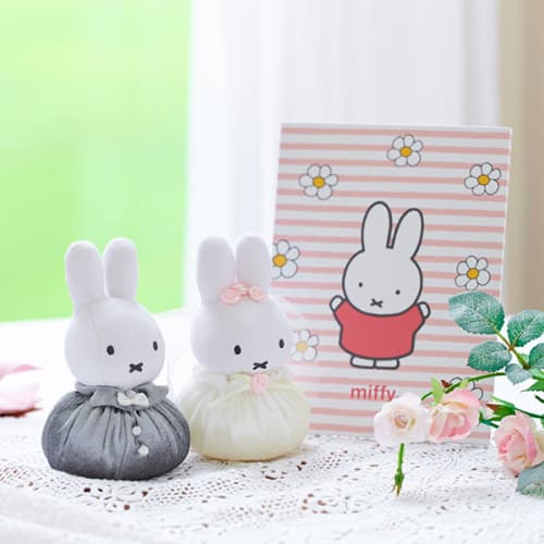 ミッフィー ウェディングマスコット ミッフィー電報 ミッフィーのお花 電報なら ハート電報